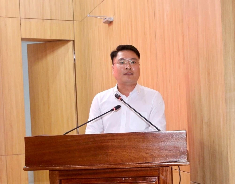 Các ứng cử viên đại biểu HĐND tỉnh tiếp xúc cử tri, vận động bầu cử tại đơn vị bầu cử số 23