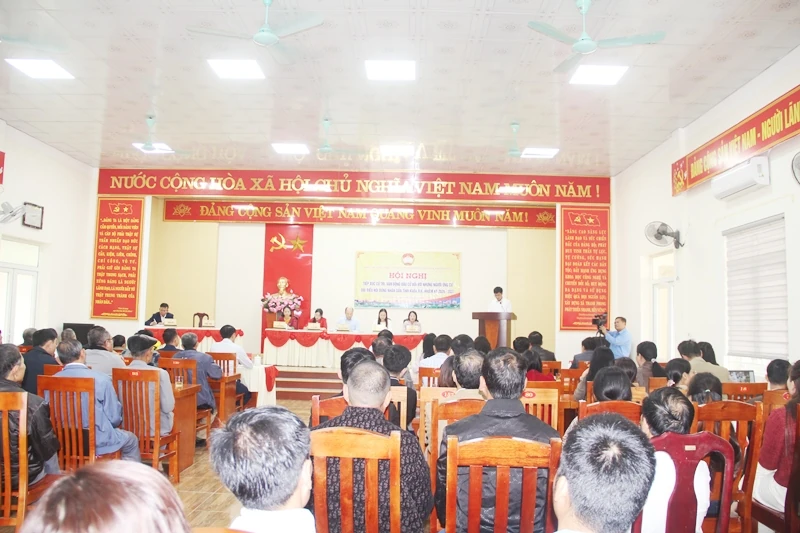 Ứng cử viên HĐND tỉnh tiếp xúc cử tri đơn vị bầu cử số 7