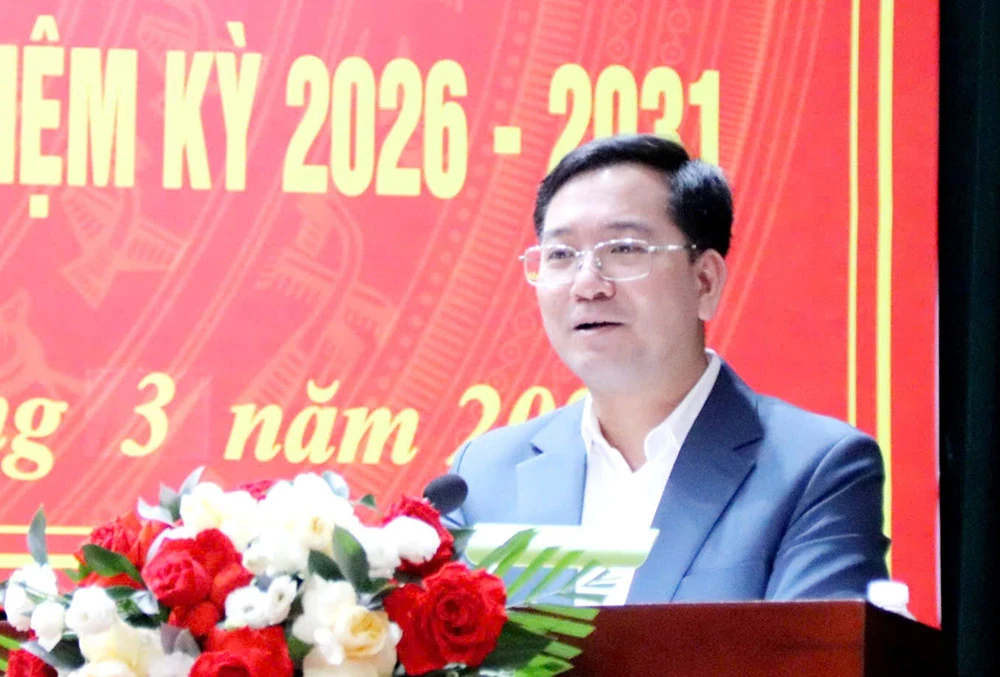 Ứng cử viên đại biểu HĐND tỉnh tiếp xúc cử tri thuộc đơn vị bầu cử số 15