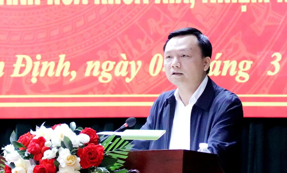 Ứng cử viên đại biểu HĐND tỉnh tiếp xúc cử tri thuộc đơn vị bầu cử số 15