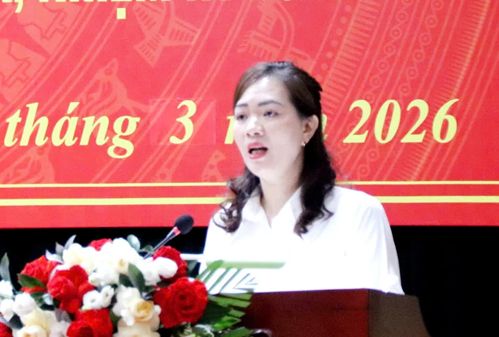 Ứng cử viên đại biểu HĐND tỉnh tiếp xúc cử tri thuộc đơn vị bầu cử số 15