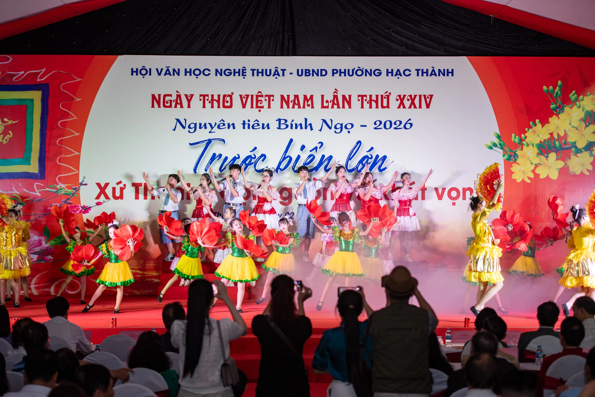 Ngày thơ Việt Nam lần thứ 24 tại Thanh Hóa: “Trước biển lớn. Xứ Thanh - Cội nguồn và khát vọng”