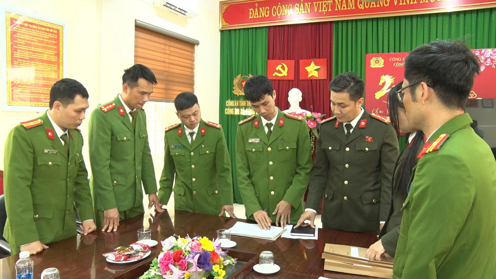 Hướng tới Ngày hội toàn dân: Giữ vững an ninh từ cơ sở