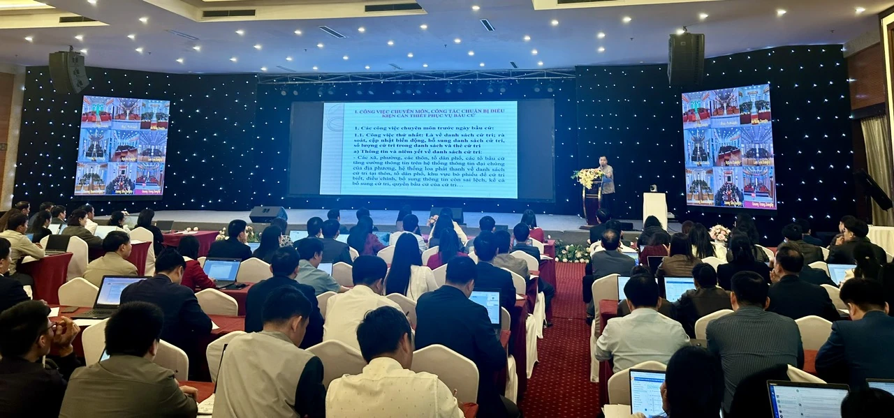 Tập huấn nghiệp vụ công tác bầu cử ĐBQH khóa XVI và HĐND các cấp, nhiệm kỳ 2026-2031