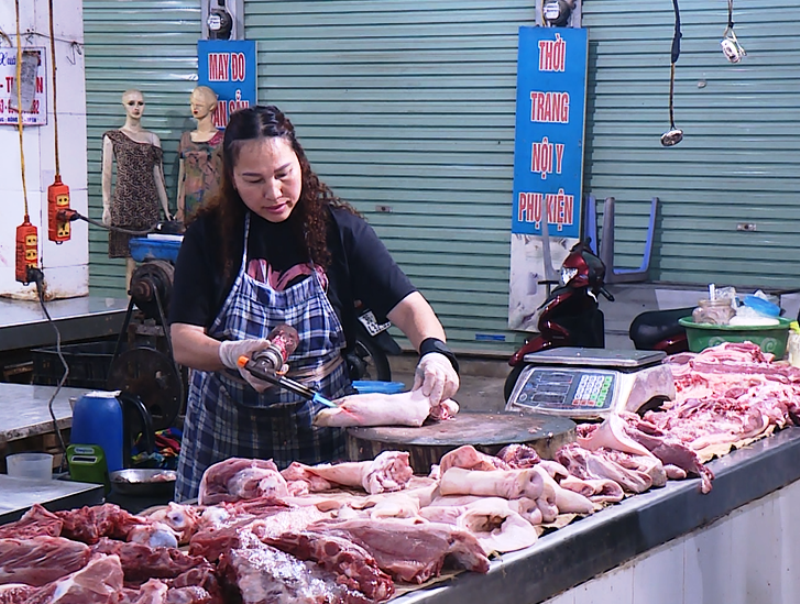 Giá lợn hơi giảm sau Tết