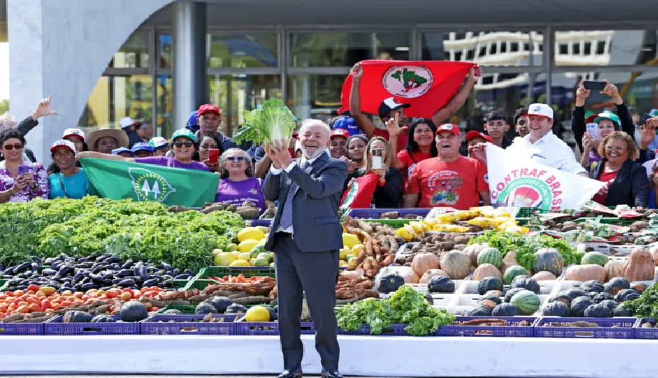 Tổng thống Brazil chỉ trích ưu tiên chi tiêu quân sự thay vì chống đói nghèo