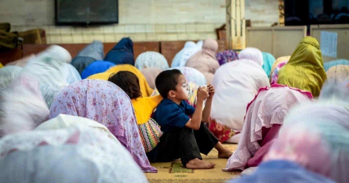 Indonesia - quốc gia Đông Nam Á đầu tiên cấm trẻ dưới 16 tuổi dùng mạng xã hội