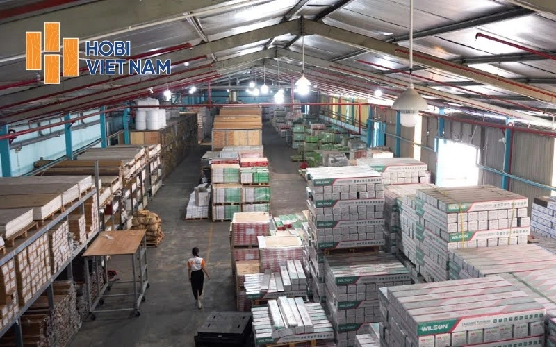 Nhà máy sản xuất sàn gỗ Hobi Việt Nam: Công nghệ hiện đại, đạt chuẩn quốc tế