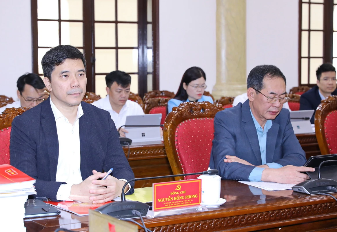 Rà soát quy hoạch các dự án xử lý rác thải, không để rác tồn đọng trong khu dân cư