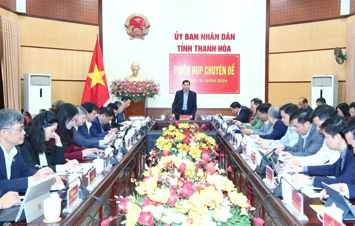 UBND tỉnh họp chuyên đề tháng 3: Thảo luận, cho ý kiến vào một số tờ trình, kế hoạch quan trọng