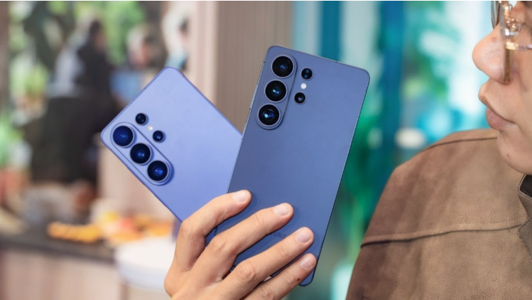 Mở bán Samsung Galaxy S26+ và S26 nhận ưu đãi gì?