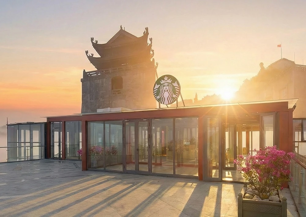 Fansipan chính thức có cửa hàng Starbucks cao nhất châu Á