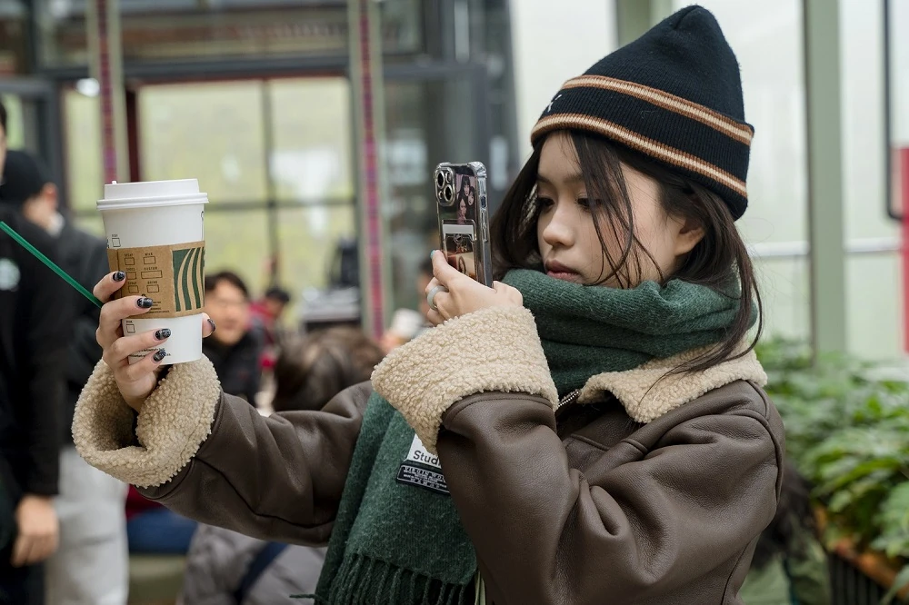 Fansipan chính thức có cửa hàng Starbucks cao nhất châu Á