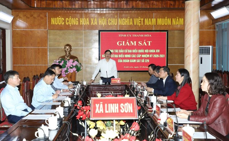 Quan tâm hỗ trợ, tạo điều kiện để thành viên các Tổ bầu cử hoàn thành nhiệm vụ được giao