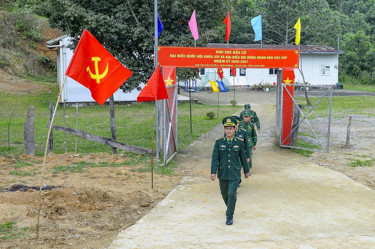 Quân và dân khu vực biên giới xứ Thanh sẵn sàng cho ngày hội bầu cử