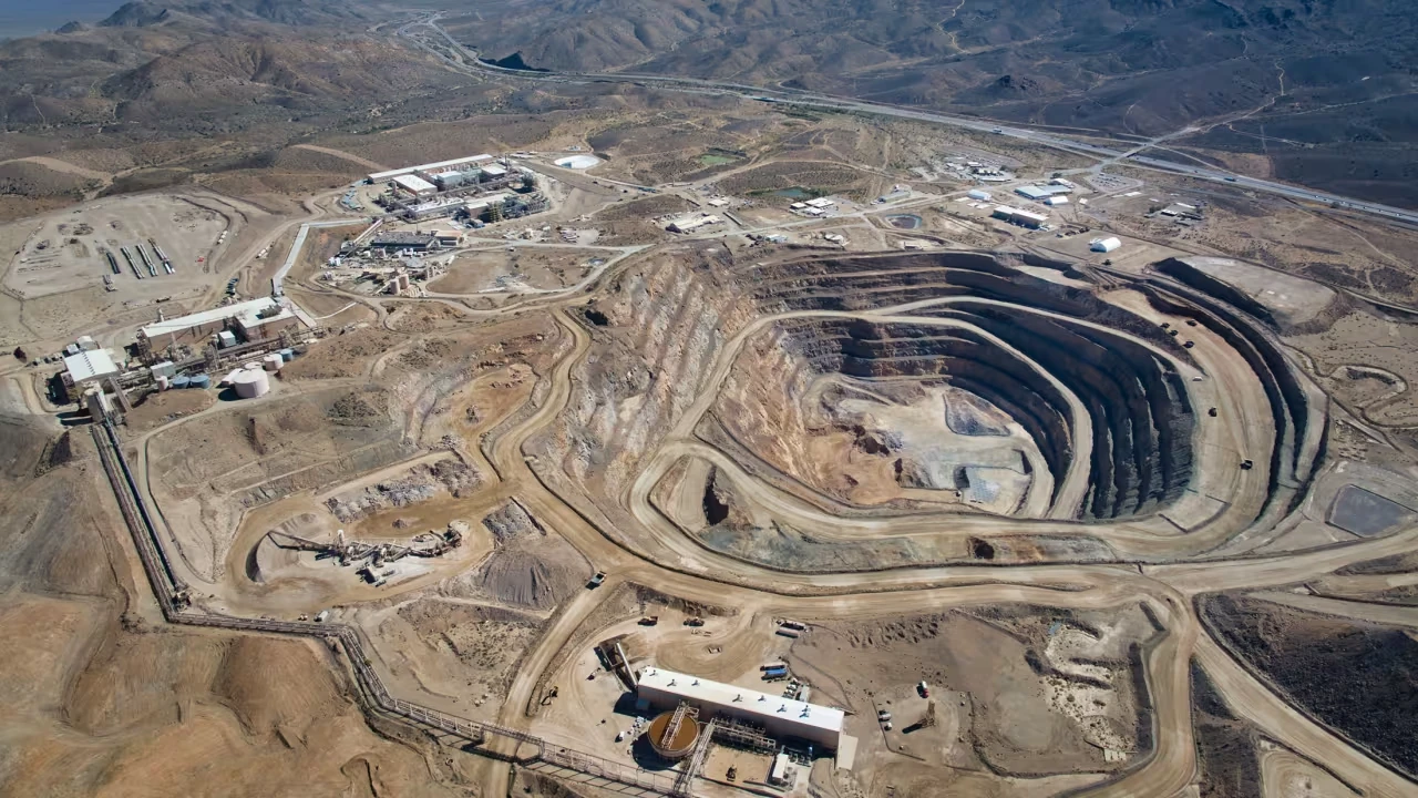 Quốc hội Venezuela thông qua sơ bộ dự luật khai thác khoáng sản