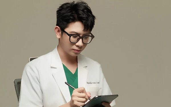 Nguyễn Văn Long – chàng sinh viên Y khoa sinh đúng vào Ngày Thầy thuốc Việt Nam và khát vọng mang tri thức y học đến cộng đồng