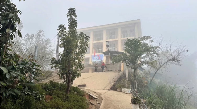 TP Solar đưa giải pháp chiếu sáng đến điểm trường vùng cao Mù Cang Chải