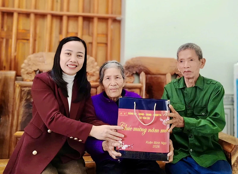 Lan tỏa yêu thương đến các gia đình chính sách