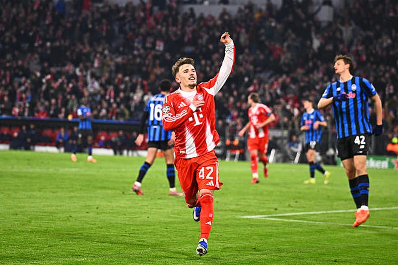 Nam Định nhọc nhằn tiến vào bán kết Cúp quốc gia; Xác định 8 anh tài vào tứ kết Champions League