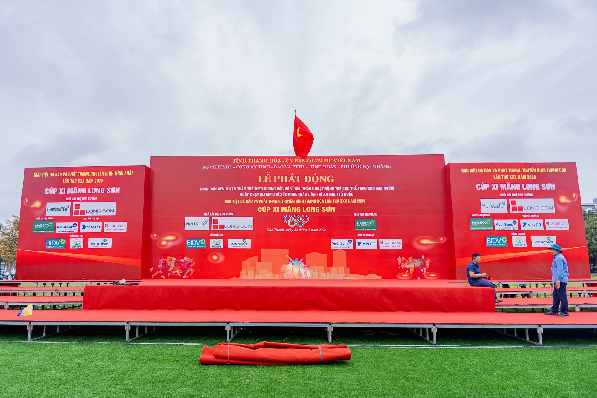Phường Hạc Thành rực rỡ chào đón Giải Việt dã Báo và PTTH Thanh Hóa lần thứ XXX năm 2026 - Cúp Xi măng Long Sơn