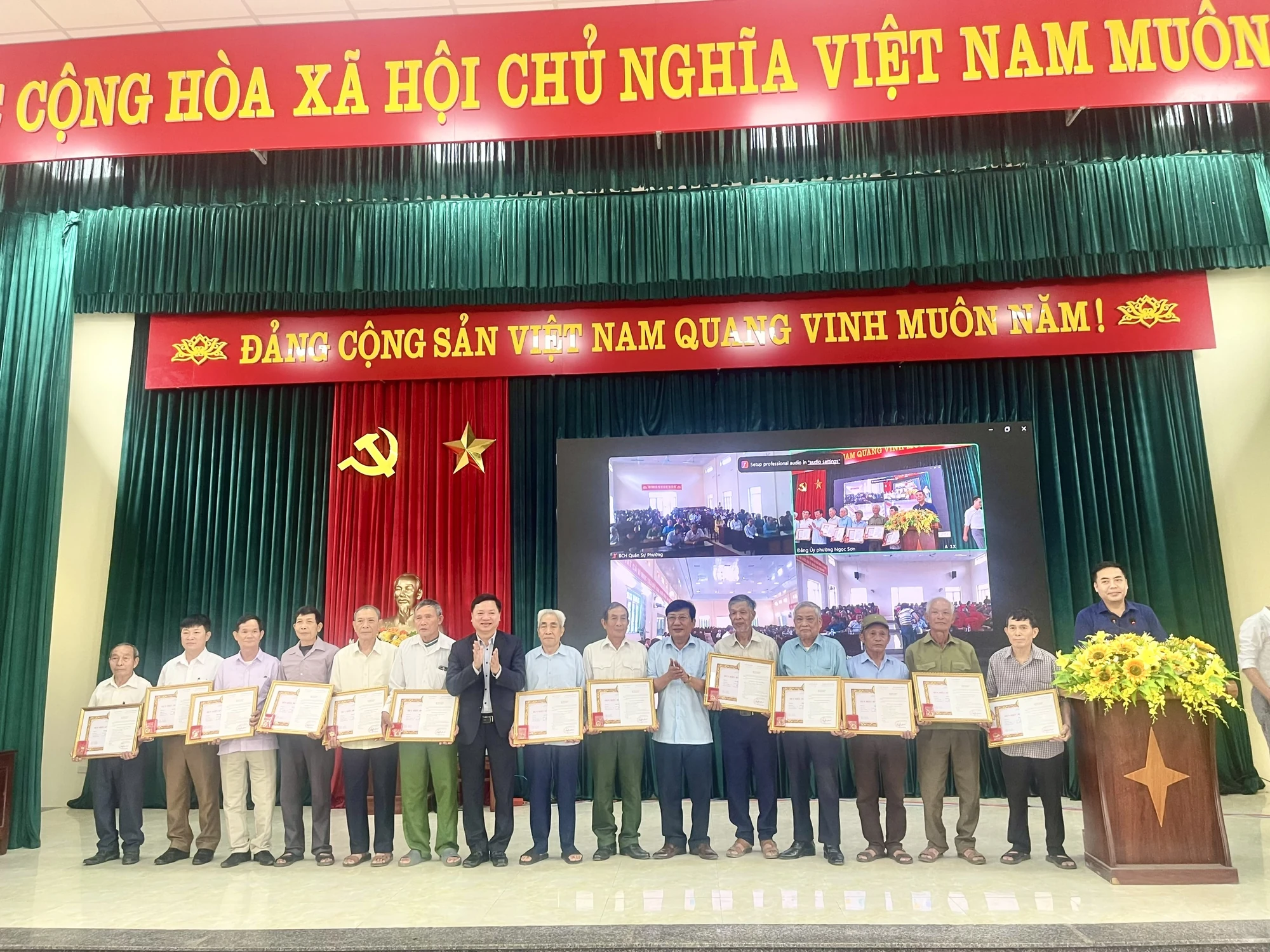 Hơn 1.800 đảng viên phường Ngọc Sơn học tập, quán triệt Nghị quyết Trung ương