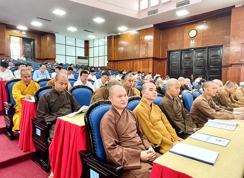 Ủy ban MTTQ tỉnh quán triệt, triển khai các nghị quyết của Đảng; giao ban nắm tình hình Nhân dân và dư luận xã hội quý I năm 2026