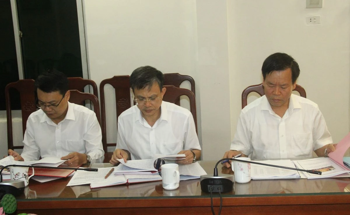 Lựa chọn các bài thu hoạch xuất sắc đề nghị Ban Thường vụ Tỉnh ủy biểu dương, khen thưởng