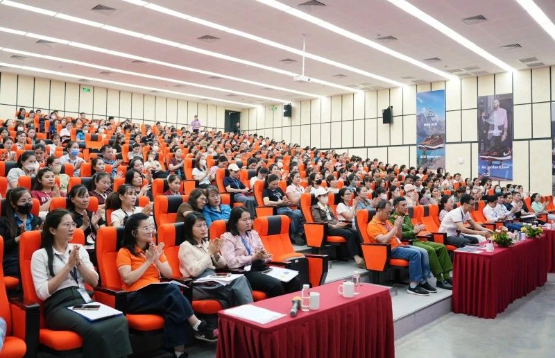 Công ty TNHH Giầy Annora Việt Nam tổ chức Hội nghị người lao động năm 2026
