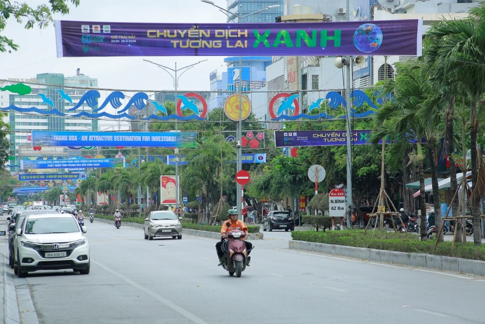 “Sáng tạo xanh - Tương lai xanh” thắp sáng Giờ Trái đất 2026