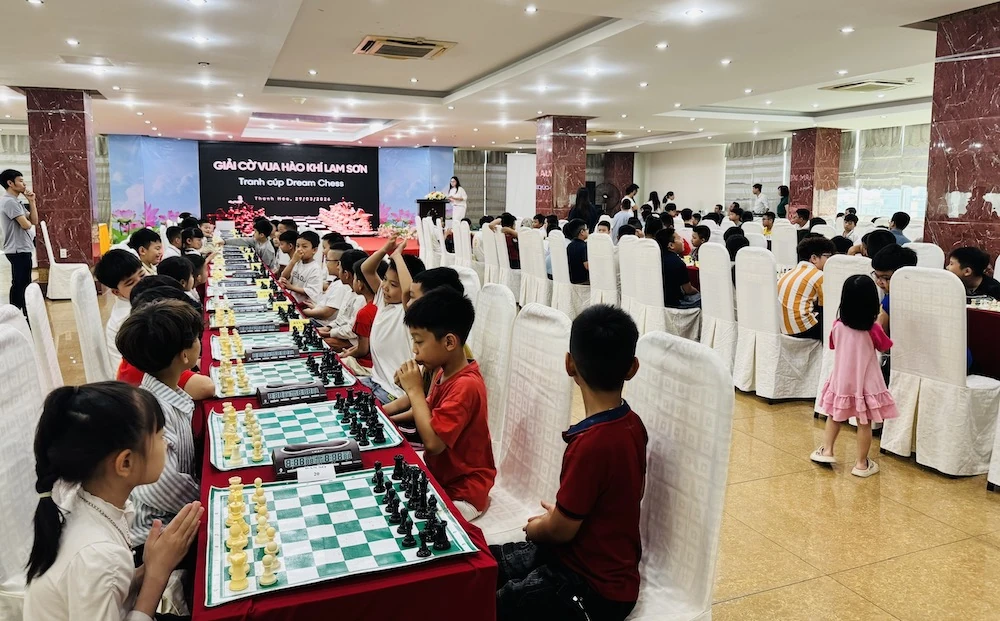 Sôi nổi Giải cờ vua “Hào khí Lam Sơn” lần thứ III năm 2026 tranh Cúp Dream Chess