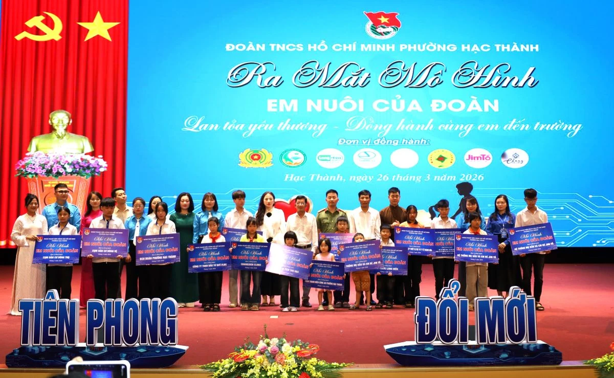 Đoàn phường Hạc Thành ra mắt mô hình “Em nuôi của Đoàn”