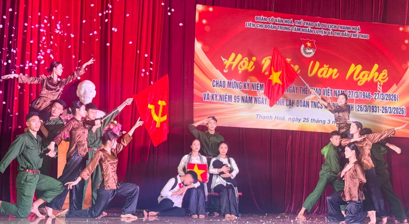 Sôi nổi hội diễn văn nghệ trong vận động viên