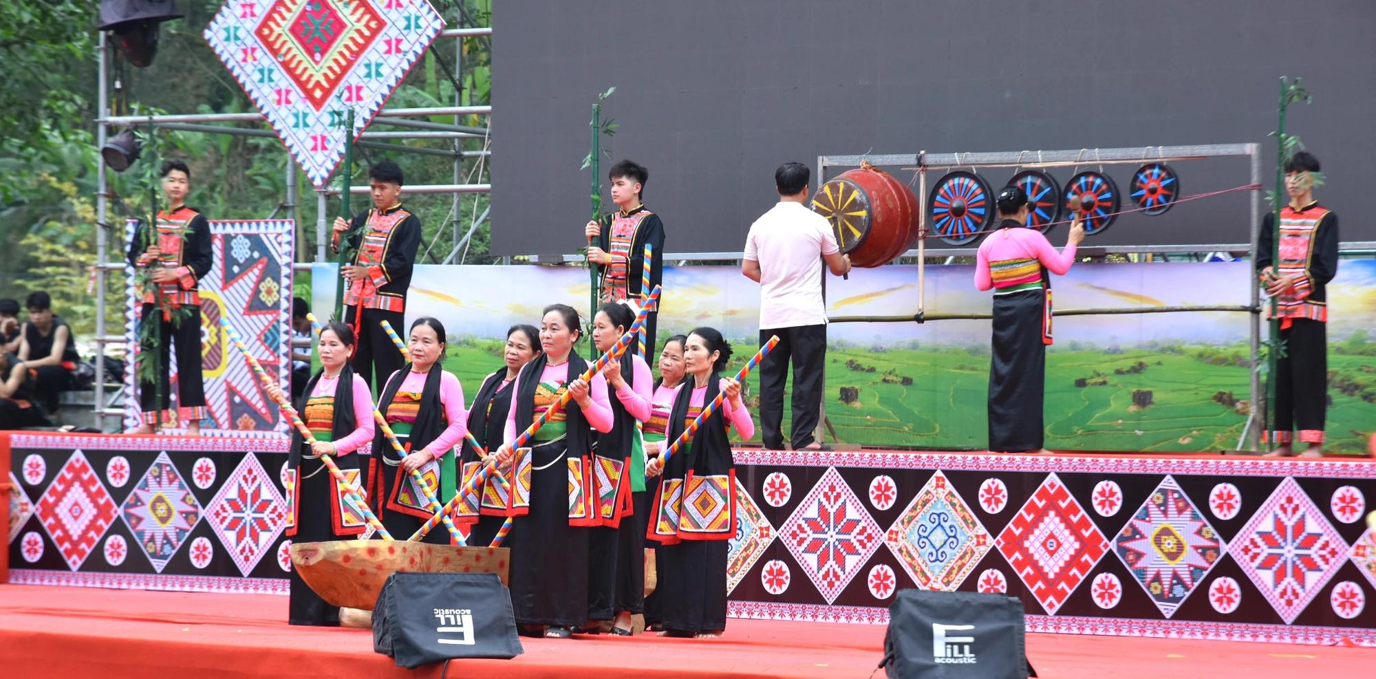 Khai mạc Lễ hội Mường Ca Da - Tôn vinh văn hóa dân tộc Thái