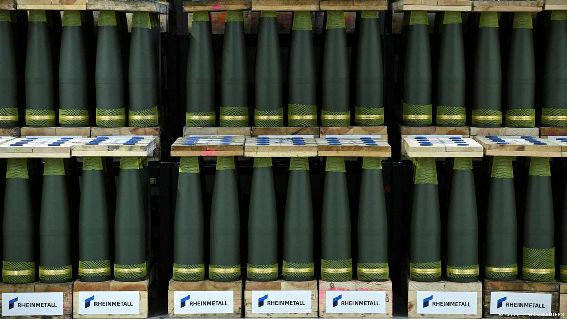 Chi tiêu quốc phòng NATO tăng gần 20%