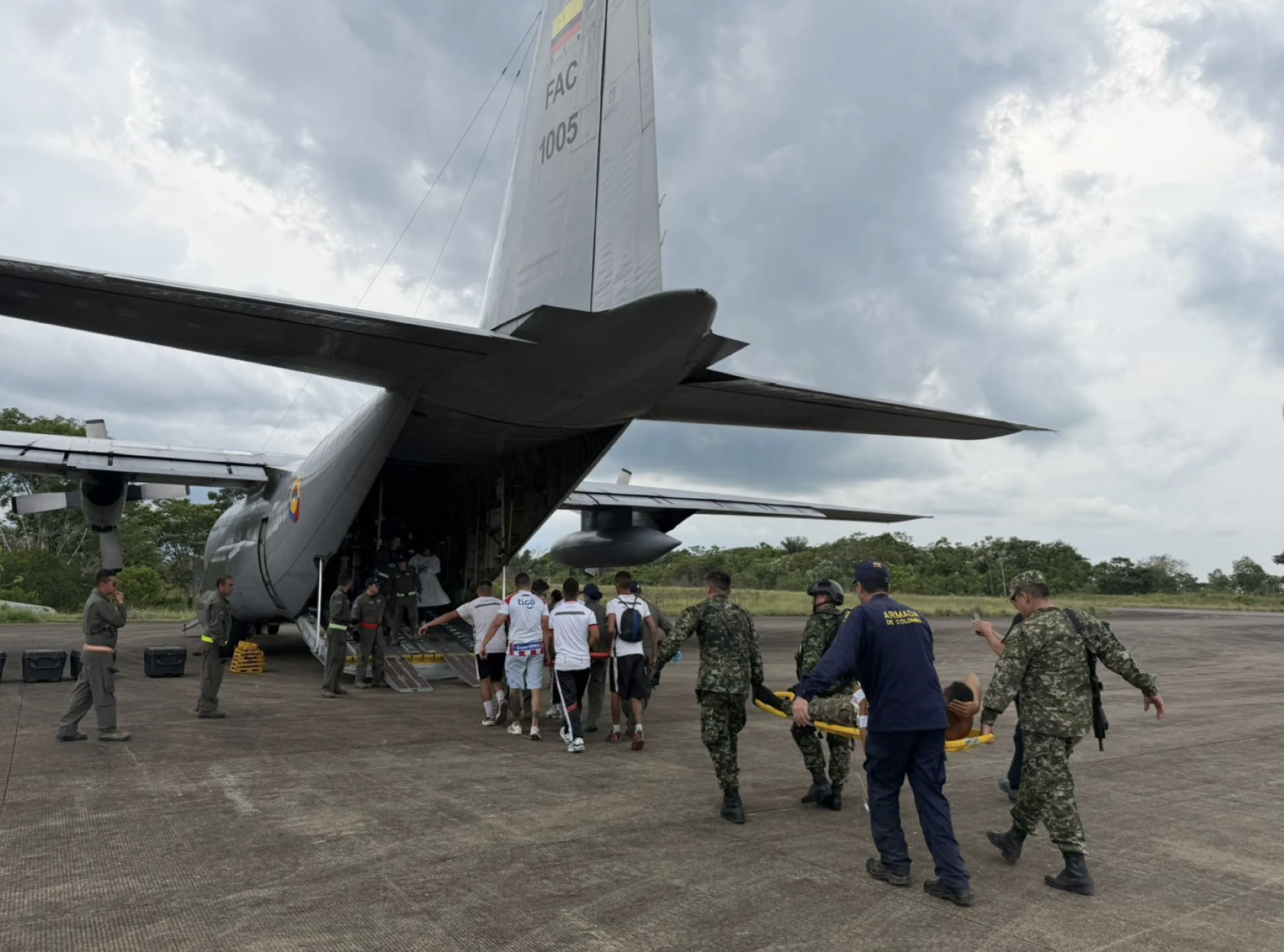 Máy bay quân sự Colombia rơi, ít nhất 34 người thiệt mạng
