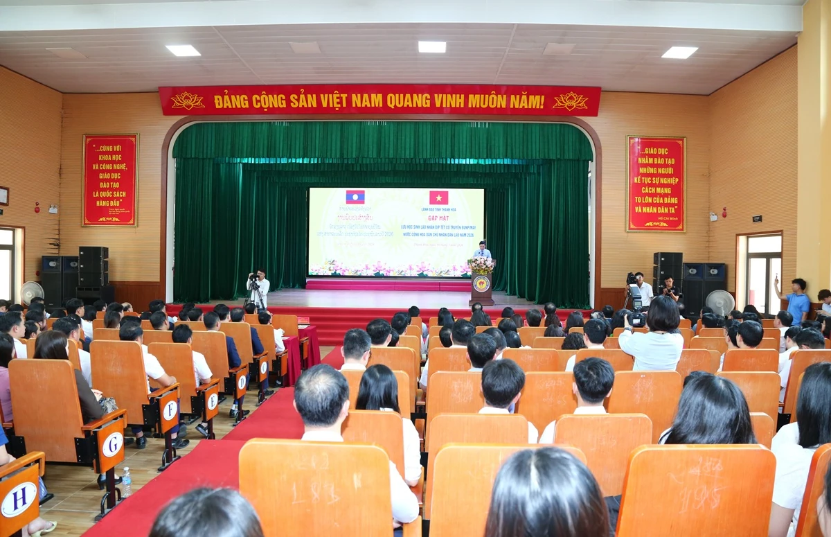 Gặp mặt lưu học sinh Lào nhân dịp Tết cổ truyền Bunpimay năm 2026