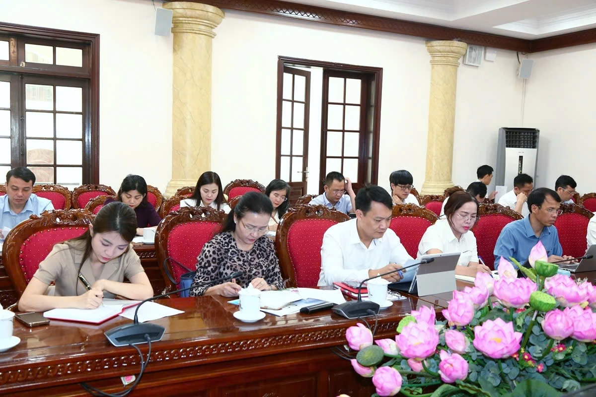 Tích cực lan tỏa những hình ảnh đẹp, “Lấy cái đẹp dẹp cái xấu”, “Lấy cái tích cực đẩy lùi tiêu cực”