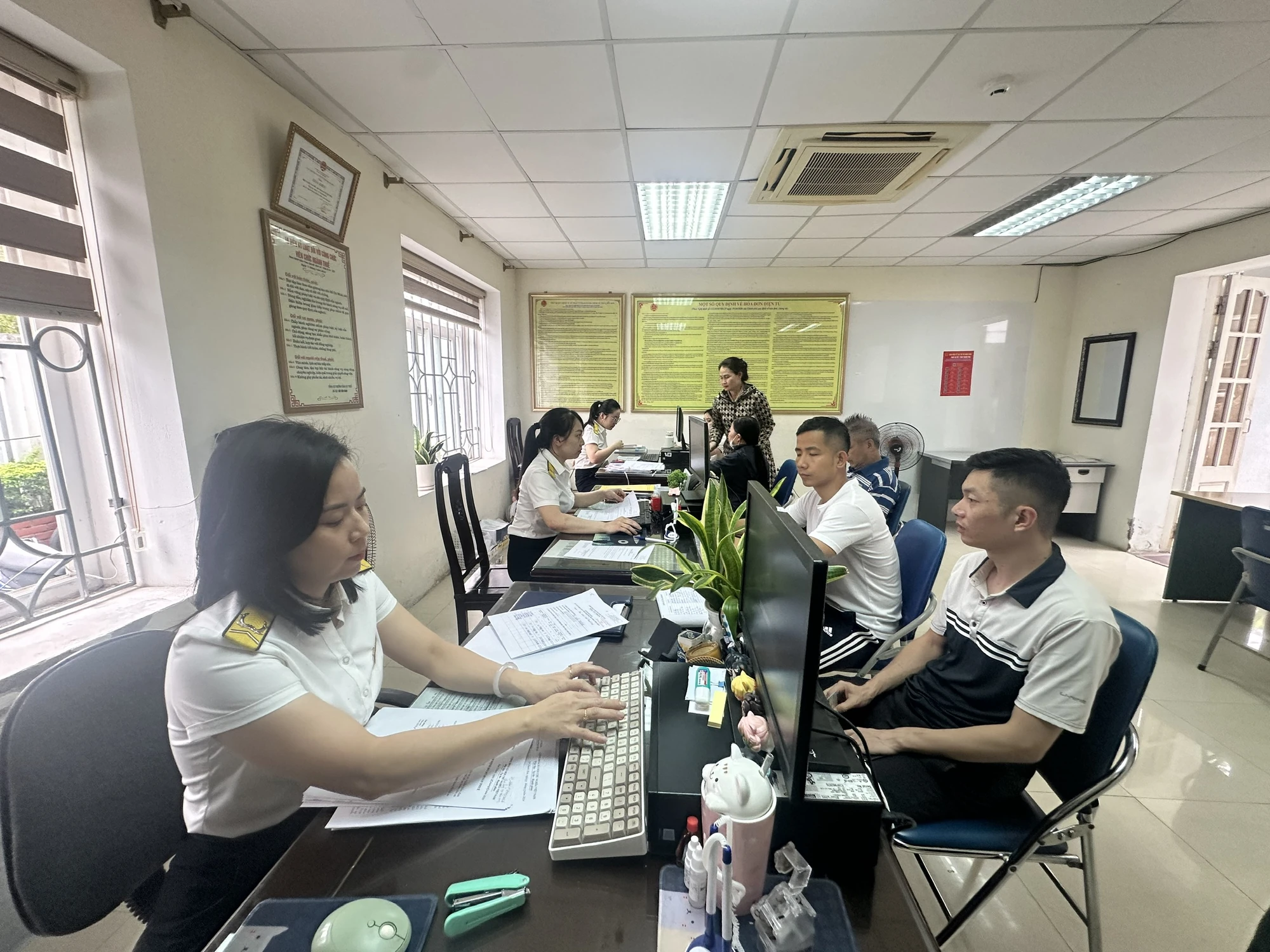 Đồng hành cùng hộ kinh doanh kê khai thuế