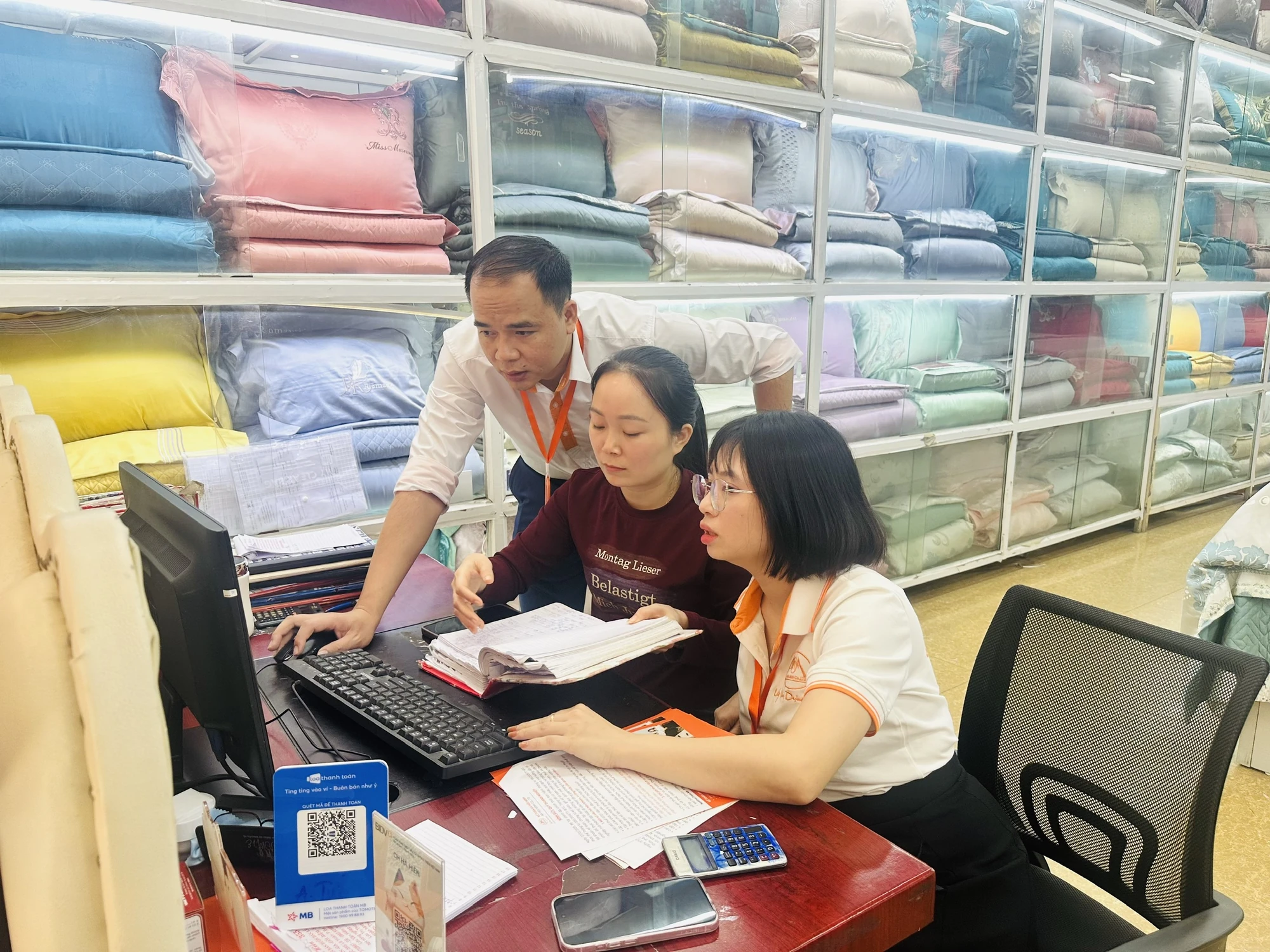 Tạo động lực quan trọng giúp hộ kinh doanh phát triển bền vững