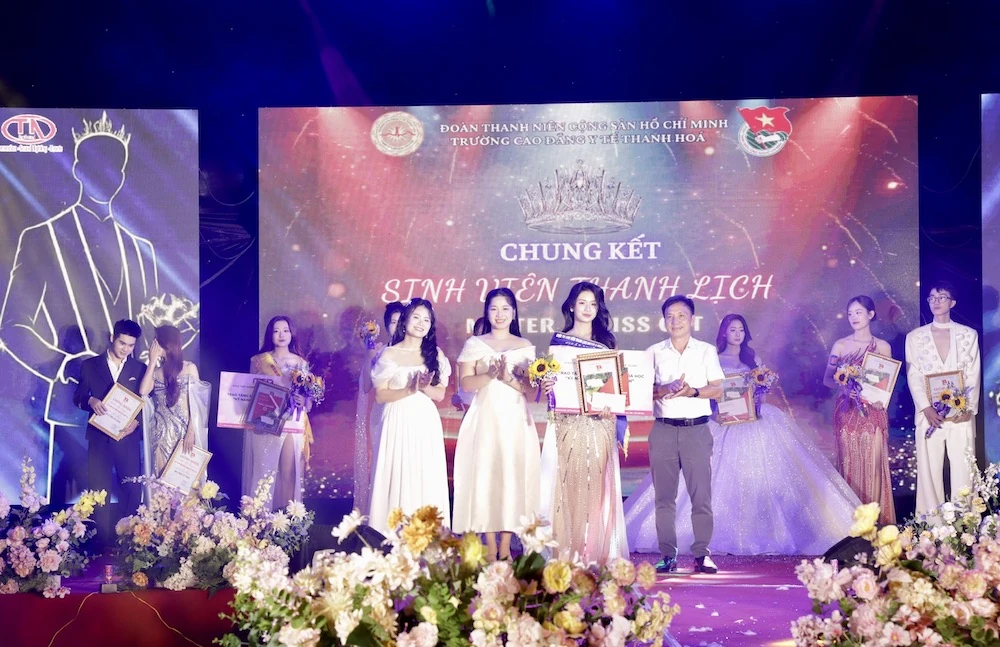 Sôi nổi chung kết Cuộc thi Sinh viên thanh lịch Trường Cao đẳng Y tế Thanh Hóa