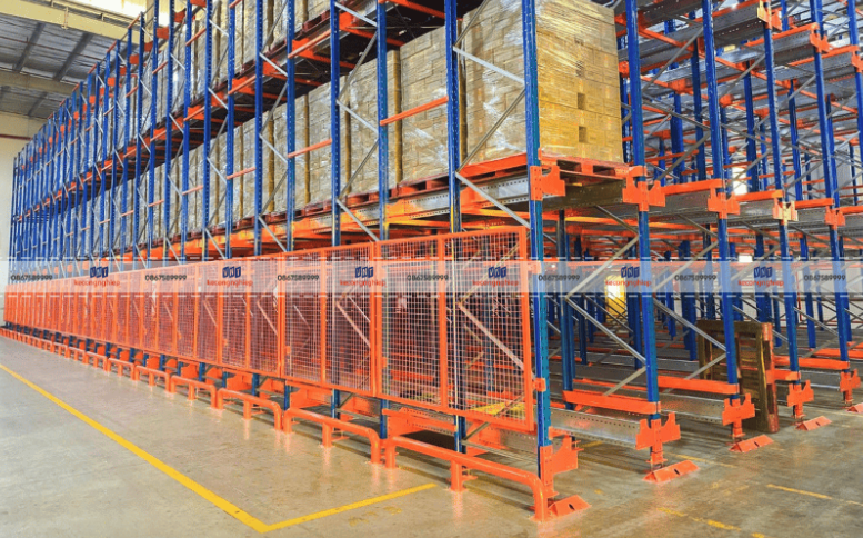 Kệ Công Nghiệp VNT giải pháp kệ kho Logistics nền tảng chuỗi cung ứng