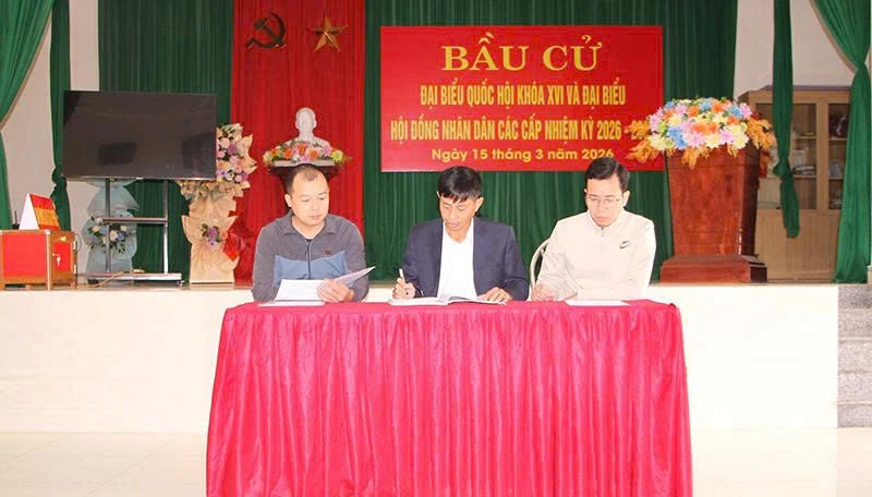 Nâng cao chất lượng sinh hoạt chuyên đề tại chi bộ