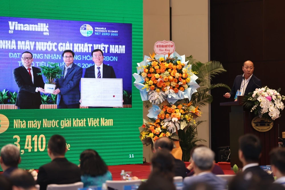 Vinamilk khẳng định vai trò tiên phong chuyển đổi xanh tại Hội nghị Khoa học, Công nghệ Chăn nuôi và Thú y toàn quốc lần thứ nhất