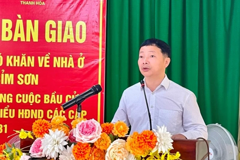 Bàn giao nhà Đại đoàn kết cho đồng bào Công giáo khó khăn về nhà ở
