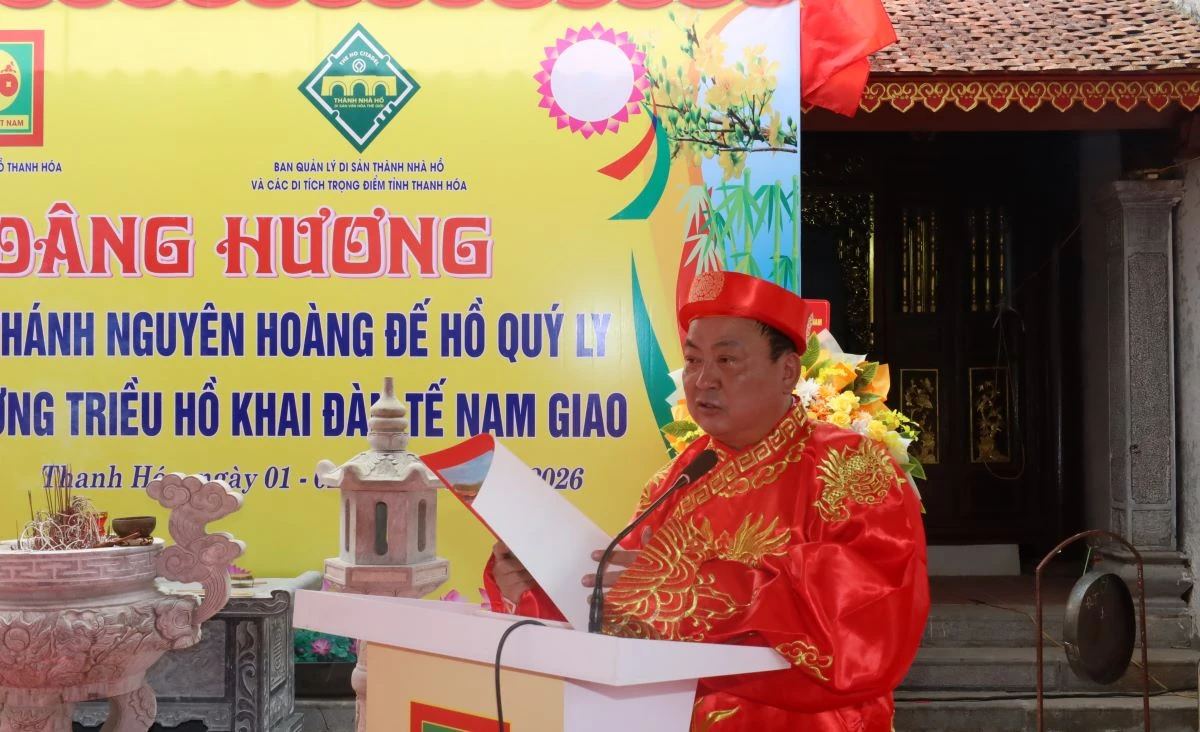 Dâng hương tưởng niệm Thánh Nguyên Hoàng đế Hồ Quý Ly