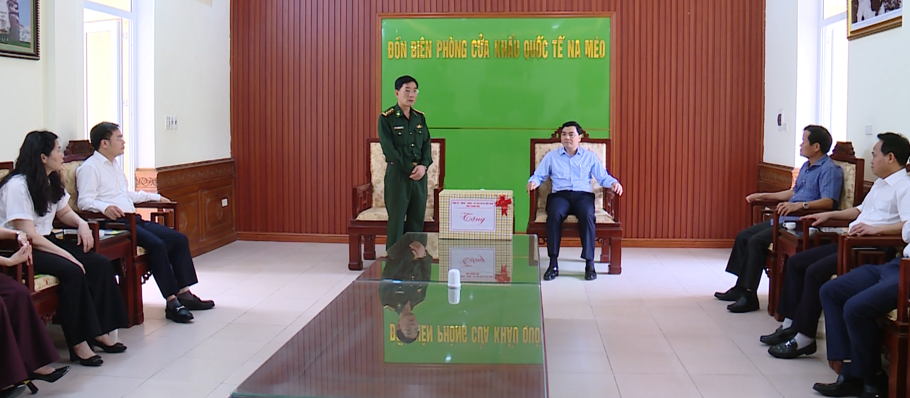 Chủ tịch UBND tỉnh Nguyễn Hoài Anh thăm Đồn Biên phòng Cửa khẩu quốc tế Na Mèo