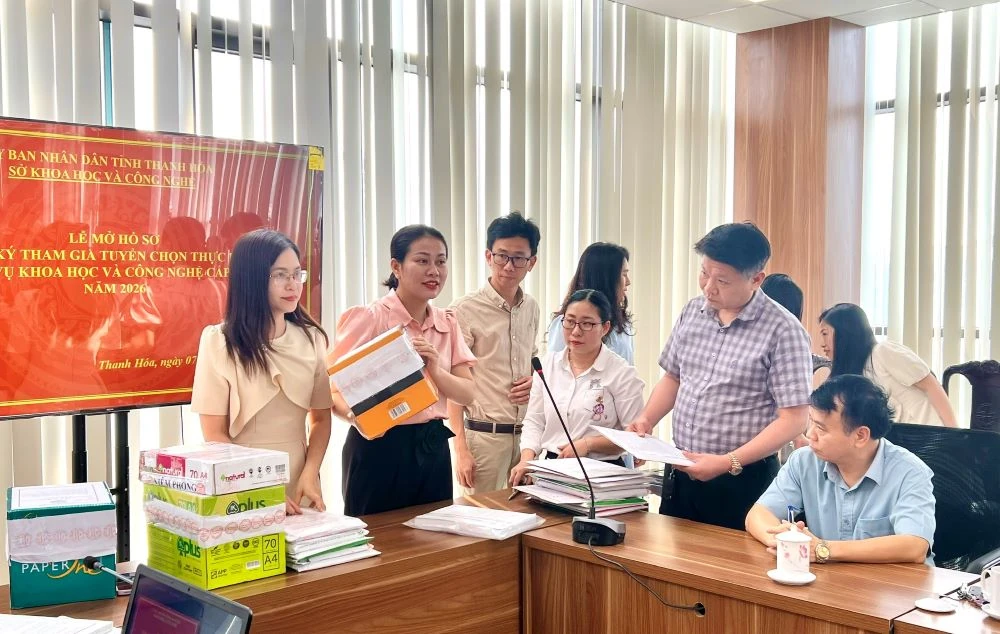 Kiểm tra, xác nhận hồ sơ nhiệm vụ khoa học và công nghệ năm 2026