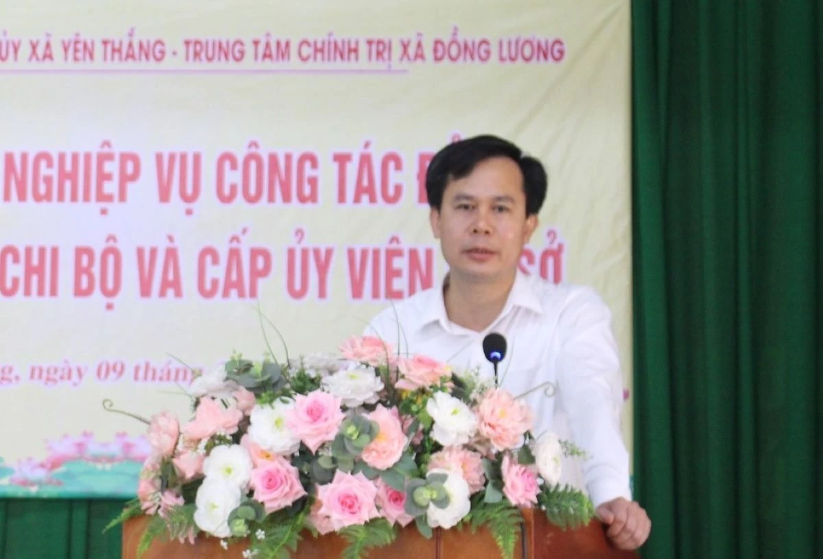 Bồi dưỡng nghiệp vụ công tác Đảng cho gần 140 bí thư chi bộ và cấp ủy viên cơ sở