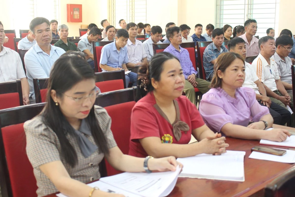 Bồi dưỡng nghiệp vụ công tác Đảng cho gần 140 bí thư chi bộ và cấp ủy viên cơ sở